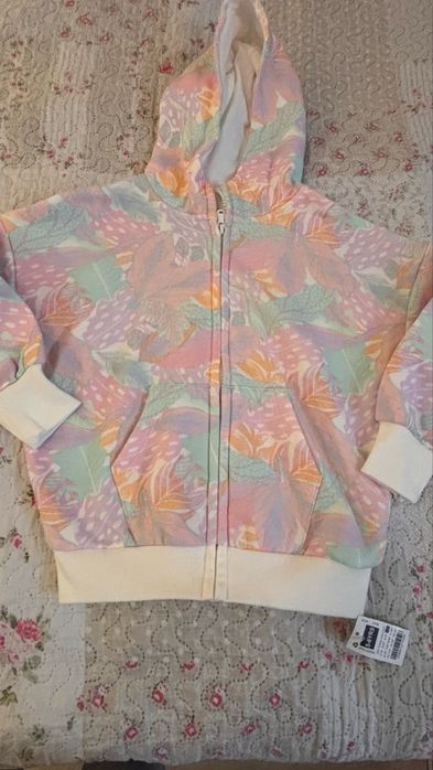 Нови дрехи за момиче 5-6г