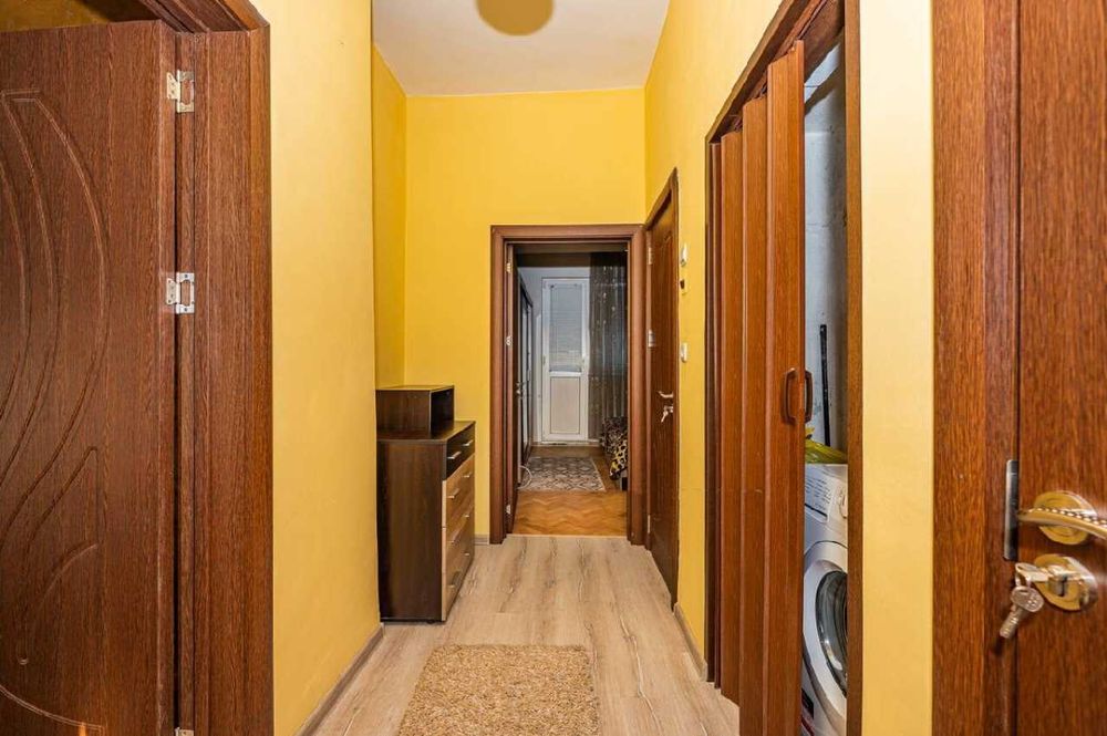 Продава се Тристаен апартамент в Пловдив, Младежки Хълм - 100 кв.м за 862 €/кв.м - Снимка #7