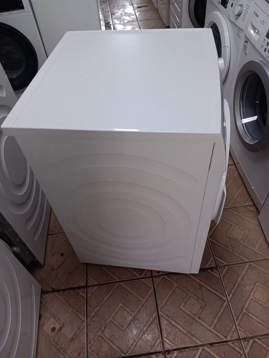 Сушилня с термопомпа Бош Bosch Serie 6 A++  8кг 2 години гаранция!