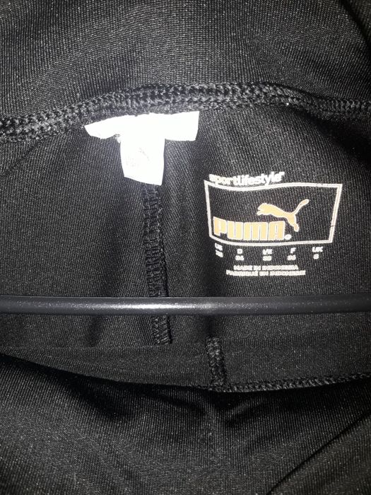 Суичър и две долнища