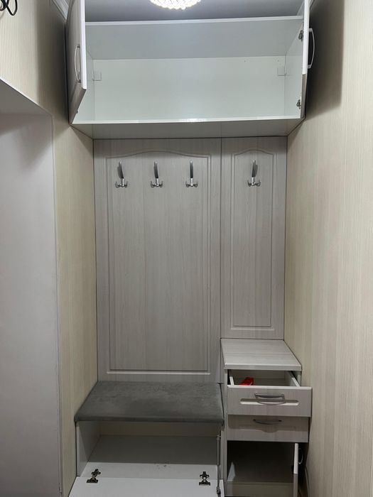 Мебель для прихожей. Самовывоз.