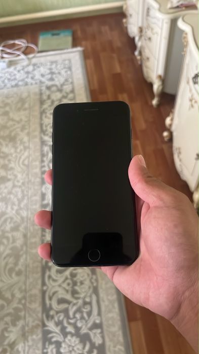 Iphone 7+ телефоны сатылады