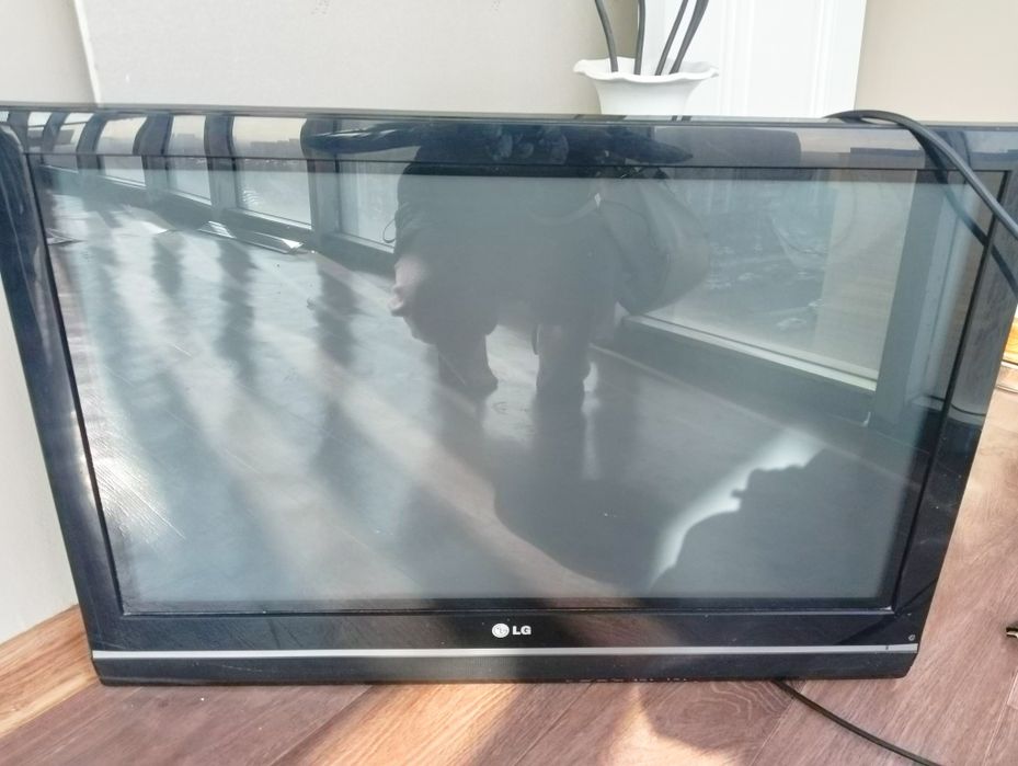 Отдам плазму на запчасти