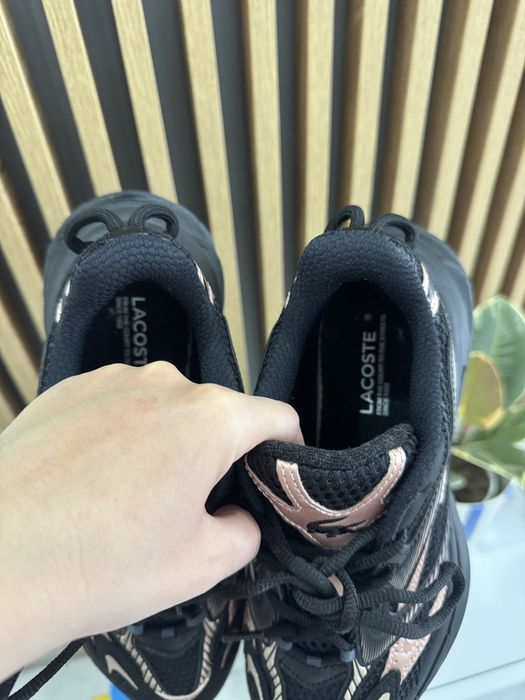 Маратонки Lacoste