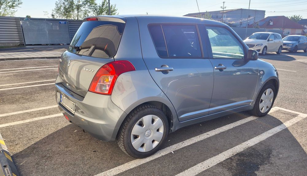 Suzuki Swift 2010