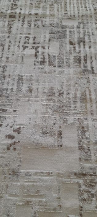 Ковер новый продам