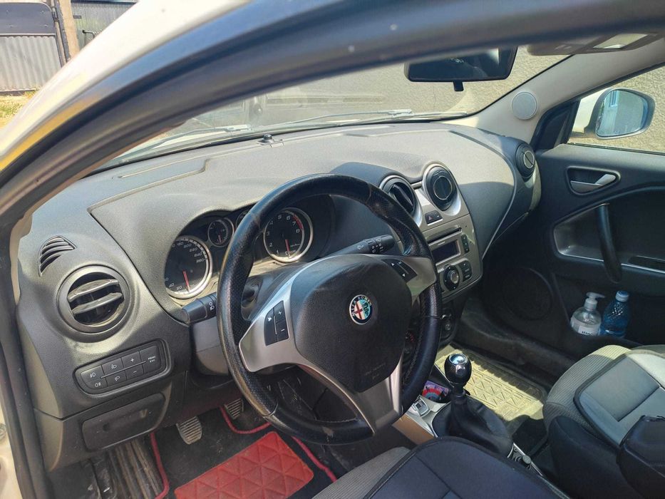 Vanzare Alfa Romeo MITO