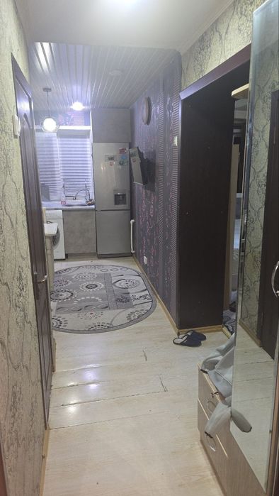 Чиланзар 2 квартал 1/4/4  кирпич