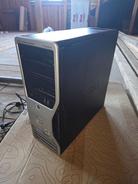 Dell Precision T3400, completă și funcțională