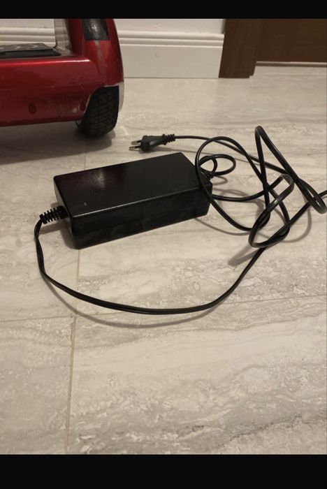 Hoverboard cu leduri la urcare