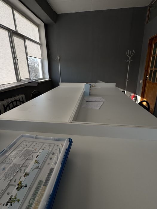 продам парты есть 4 штуки в отличном состояние