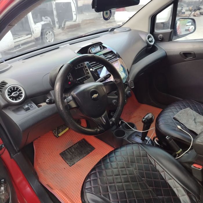 Спарк 2013 йил автомат 1 лик матор метани бор евро 4 калонка манитор