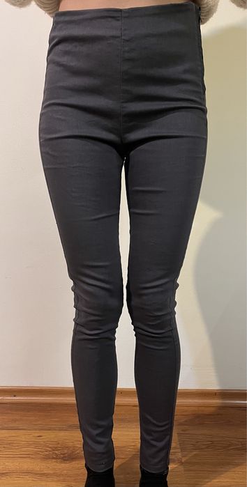 H&M сив панталон 34 (XS)