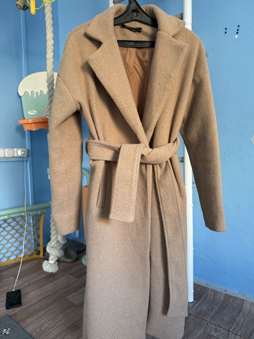 Продаю пальто и куртки