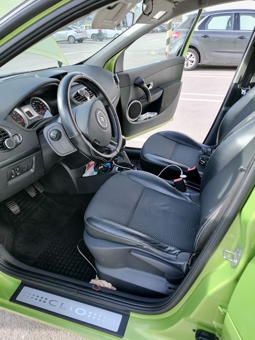 Urgent vând renault clio 1,5 diesel