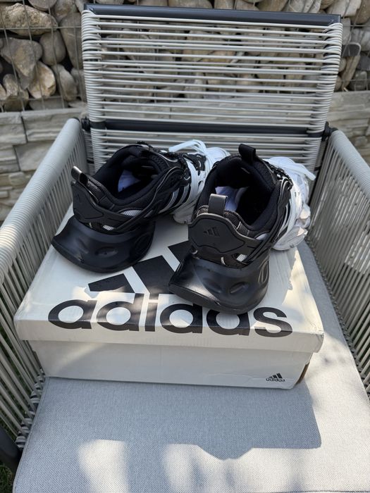 Adidasi adidas xlg runner