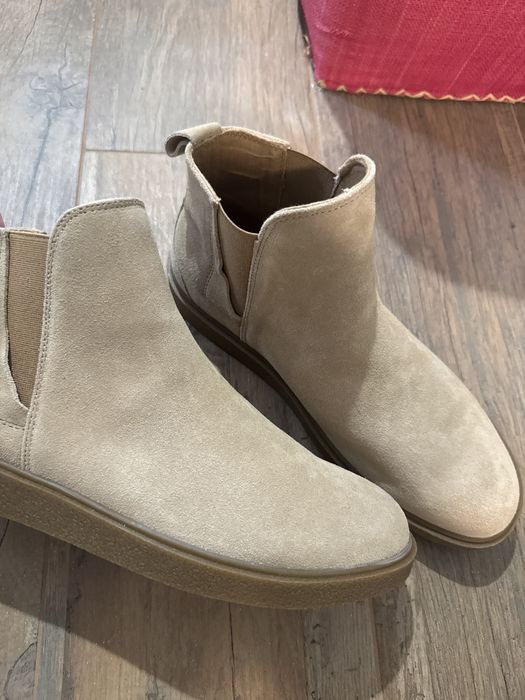 Нови мъжки боти естествен велур Bershka 43 номер