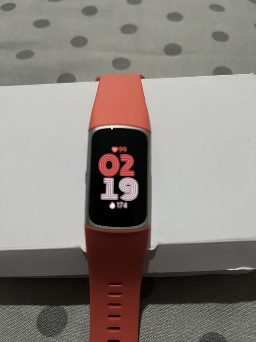 Smartwatch bratara fitness Fitbit