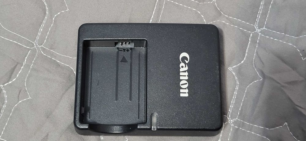 Incarcator Canon LC-E5 (LC-E5E) pentru LP-E5 - Canon 450D