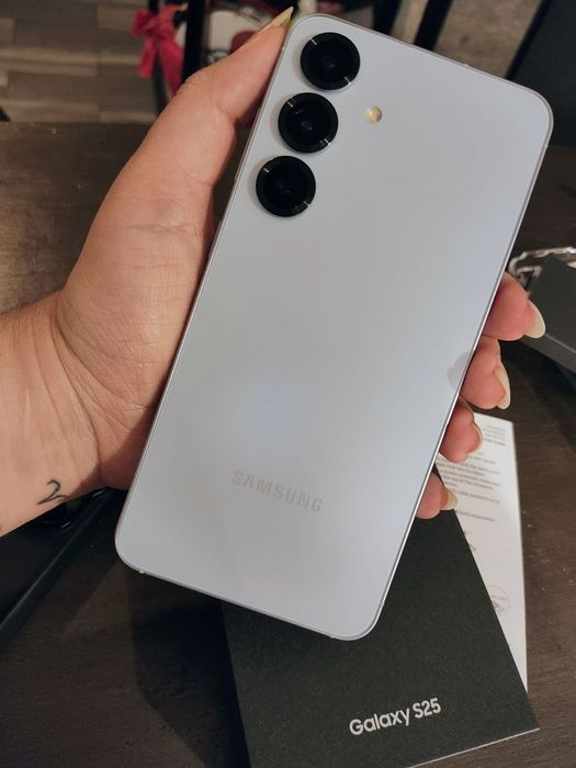 Срочно Samsung S25