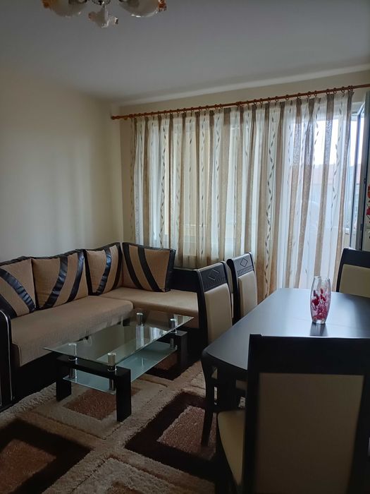 Apartament cu 3 camere