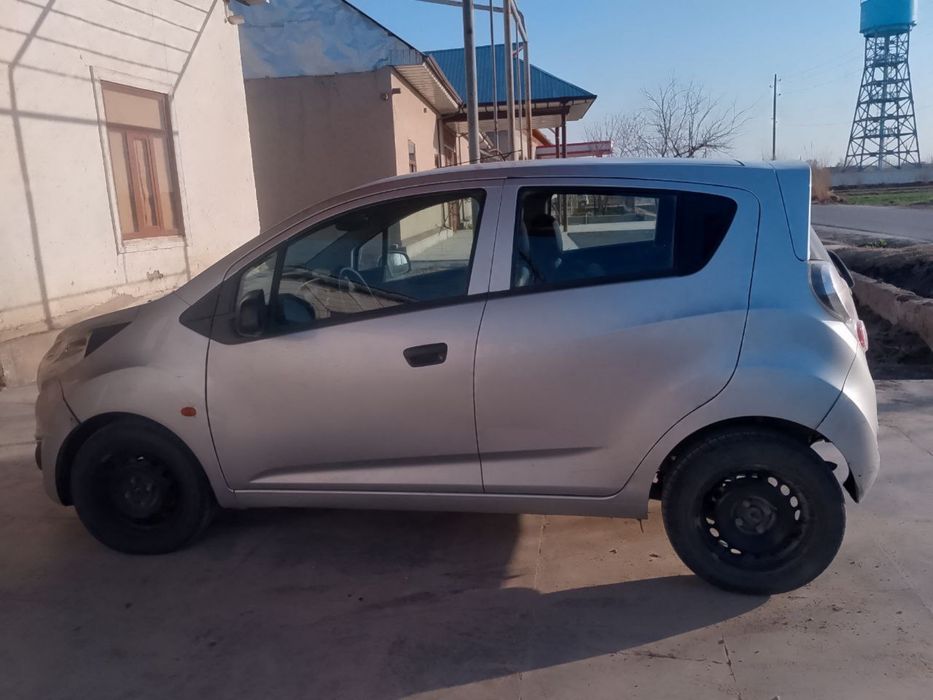 Chevrolet Spark 2012