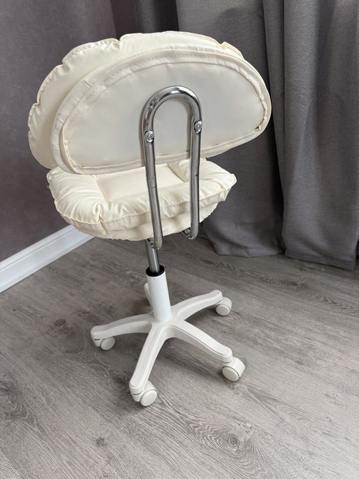 Продам стул компьютерный