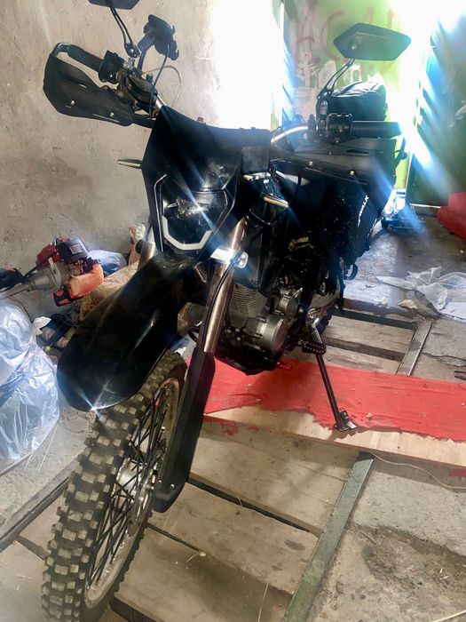 Продам мотоцикл эндура