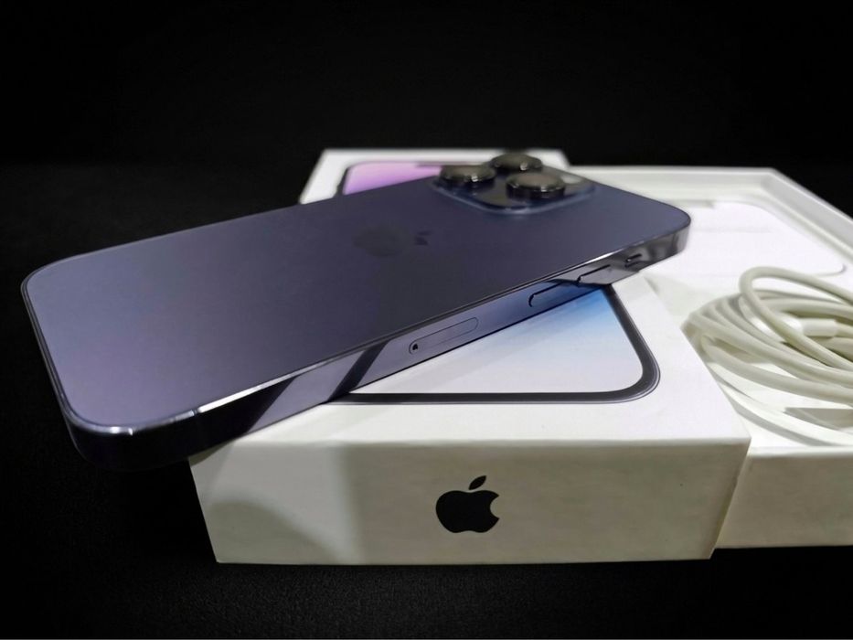 Iphone 14 pro purple