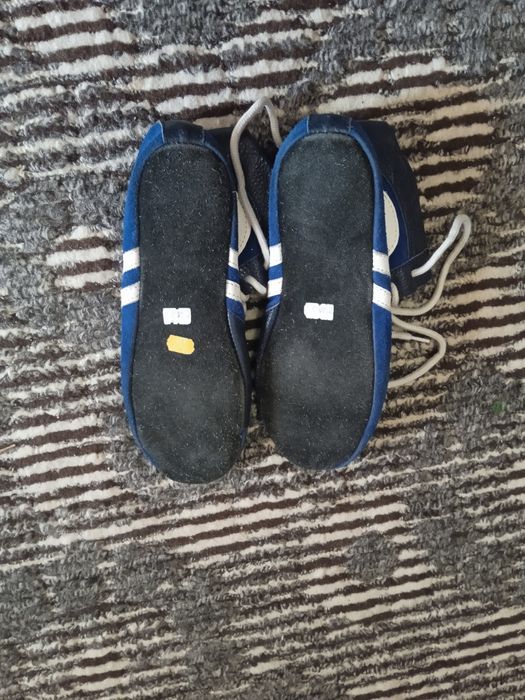 Продам новые борцовки отличного качества.