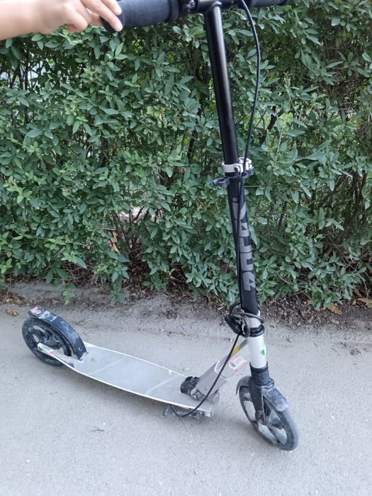 Самокат для мальчика 200 мм