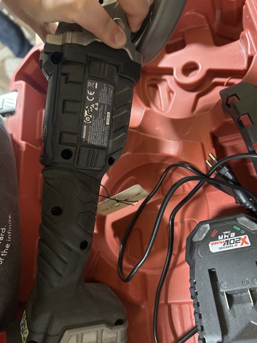 Акумулаторен ъглошлайф parkside perfomance