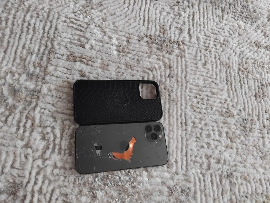 Айфон 12про,128гиг.