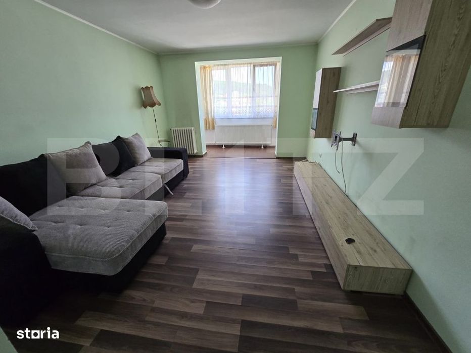 Apartament cu 3 camere, 70 mp, zona Reghin