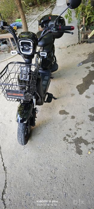 В продаже скутер