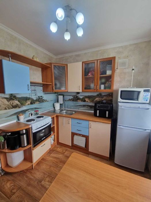 Продам 2 комн Машхур Жусупа 23