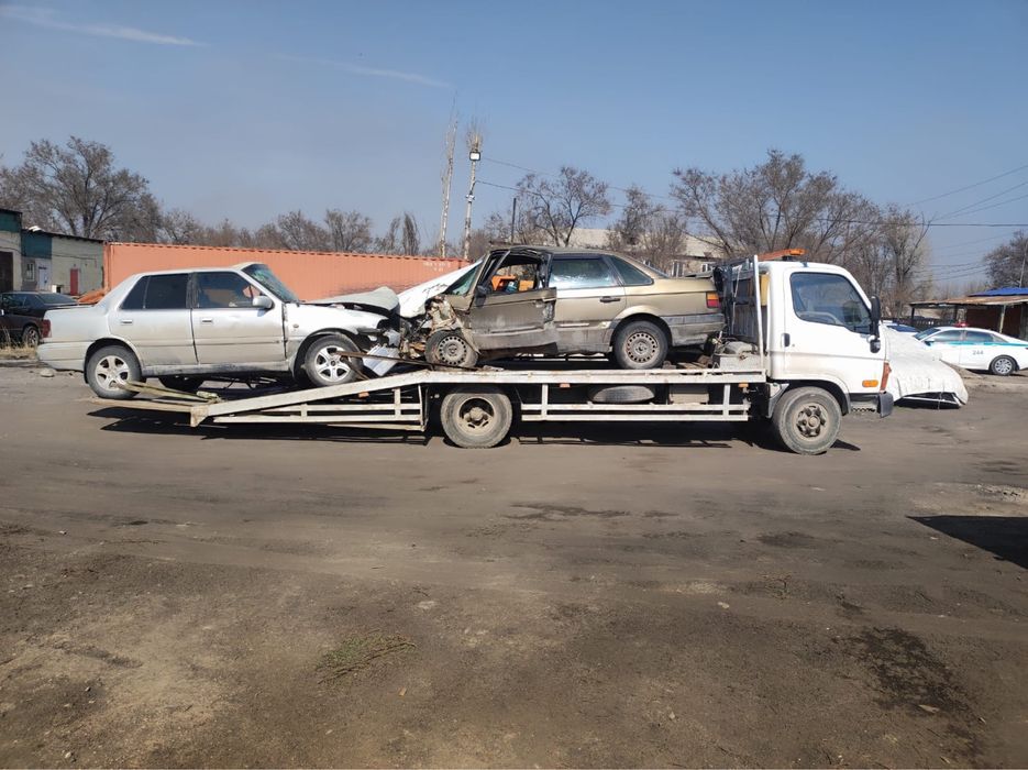 Услуги эвакуатора 24/7