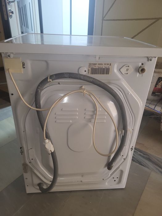 Продается б/у стиралка