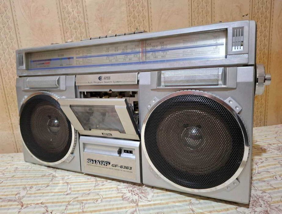 Магнитола  Sharp GF-6363