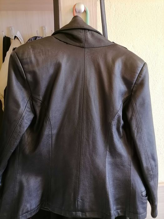 Ново дамско палто