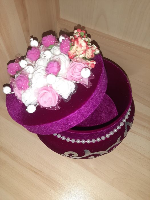 Шкатулка для украшения