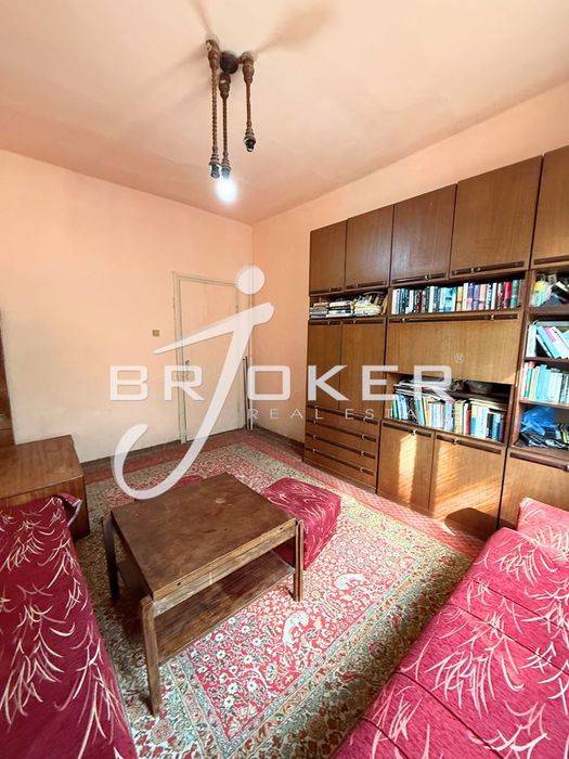 Продава се Тристаен апартамент в Кърджали, Център - 85 кв.м за 1000 €/кв.м - Снимка #3