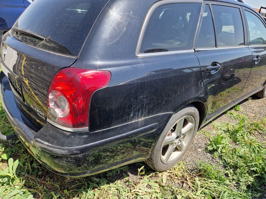 Dezmembrez Toyota Avensis T25 2003-2009 2.2 Dcat 177 cp