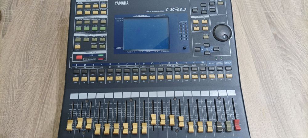 Дигитален пулт YAMAHA O3D