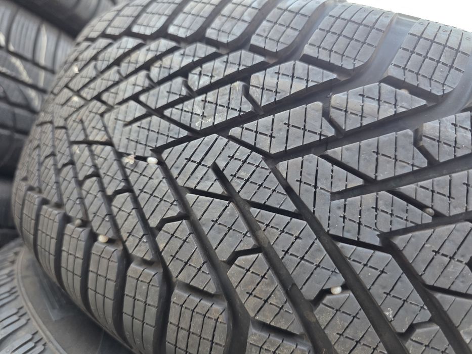 2бр Като нови зимни гуми 205 60 16 - Pirelli