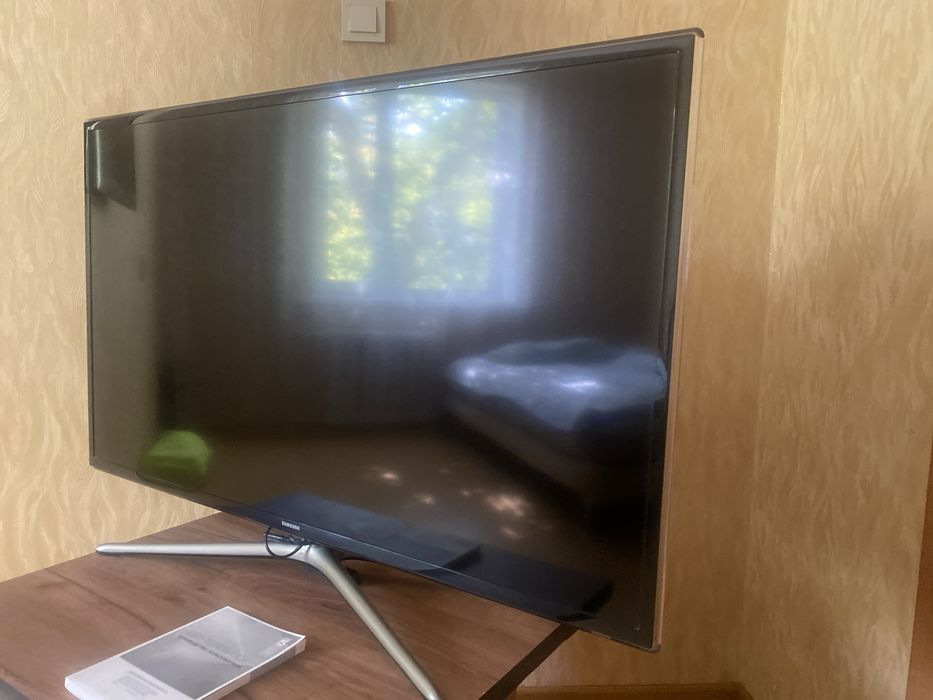 Продам телевизор LED