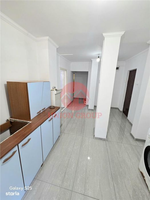 Apartament 2 Camere, Decomandat, Navodari