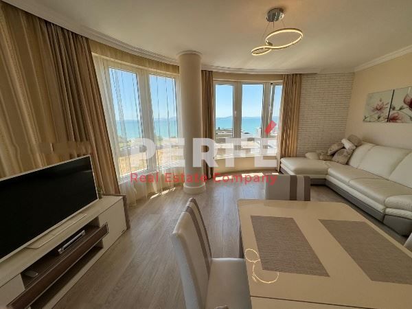 Продава се Тристаен апартамент в Бургас, Сарафово - 119 кв.м за 1807 €/кв.м - Снимка #3