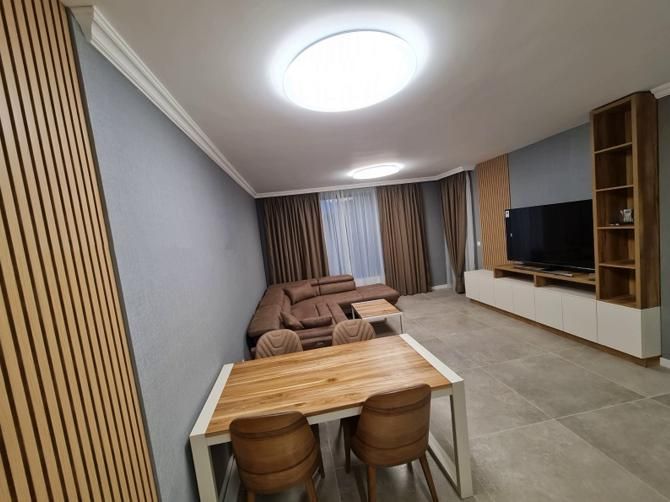 Дава се под наем Тристаен апартамент в София, Дианабад - 108 кв.м за 1350 € - Снимка #2