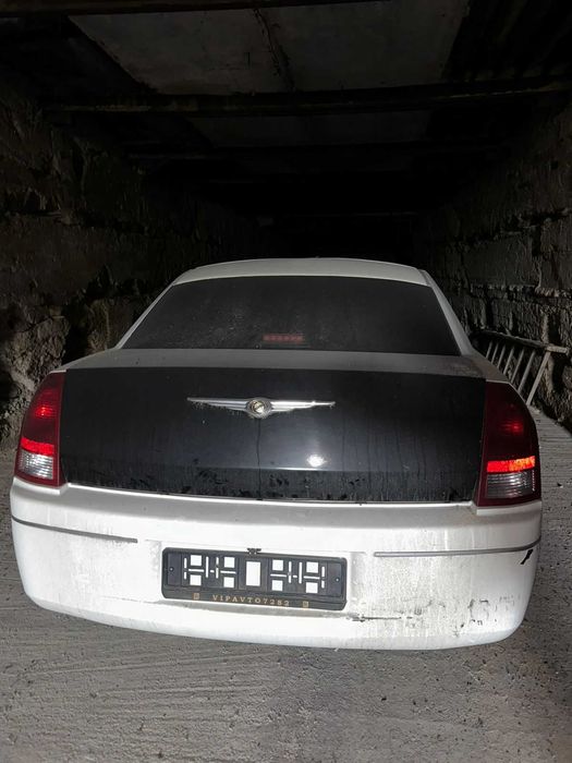 Chrysler 300С, 2007г, находится в Экибастузе